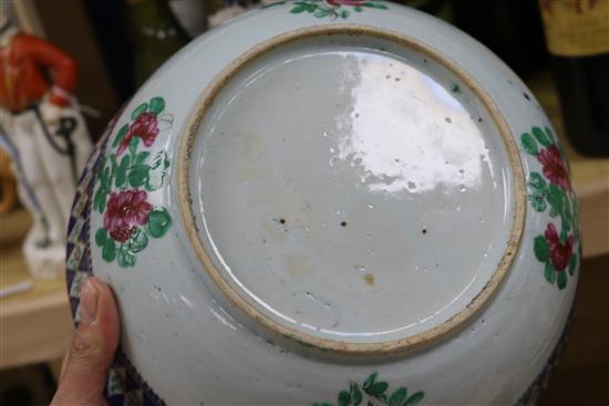 A Chinese famille rose plate, an export bowl and a vase bowl diameter 26cm